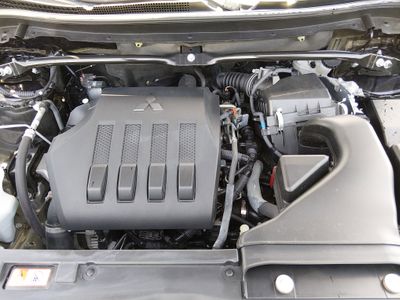 2024 Mitsubishi Eclipse Cross - Photo 9