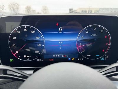 2026 Mercedes-Benz GLC - Photo 3