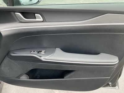 2026 Kia K5 — photo 21 view