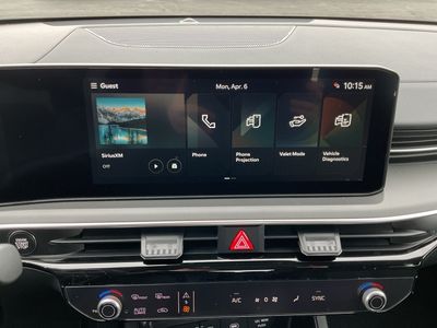 2026 Kia K5 — photo 11 view
