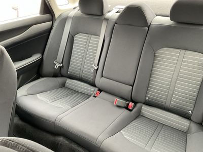 2026 Kia K5 — photo 18 view