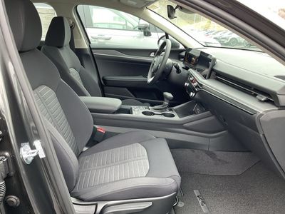 2026 Kia K5 — photo 15 view
