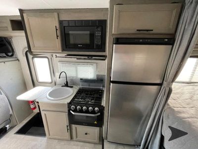 2021 Coachmen RV Cross Trek XL - Photo 13