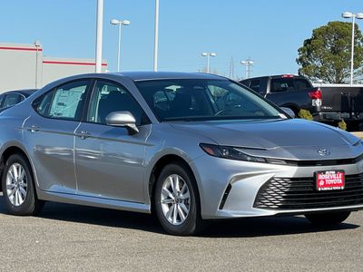 2026 Toyota Camry - Photo 9