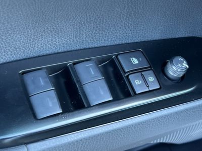 2026 Toyota Camry - Photo 13
