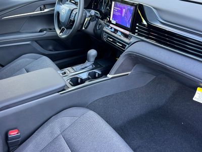 2026 Toyota Camry - Photo 16