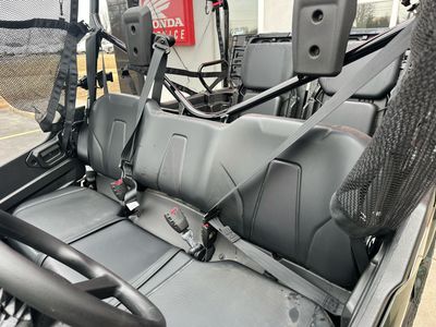 2025 Honda Pioneer 1000-5 Deluxe - Photo 10
