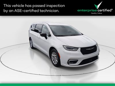 2024 Chrysler Pacifica Touring L FWD — front three-quarter view