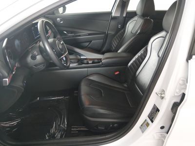 2024 Hyundai Elantra — photo 20 view