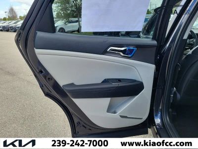 2026 Kia Sportage — photo 14 view