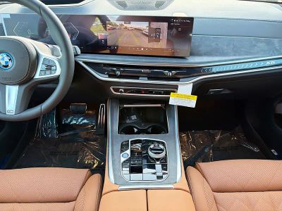 2026 BMW X5 — photo 18 view