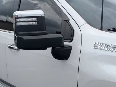 2024 Chevrolet Silverado 3500HD — photo 11 view