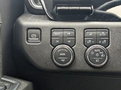 2024 Chevrolet Silverado 3500HD — photo 22 view