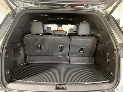 2026 Chevrolet Traverse — photo 17 view
