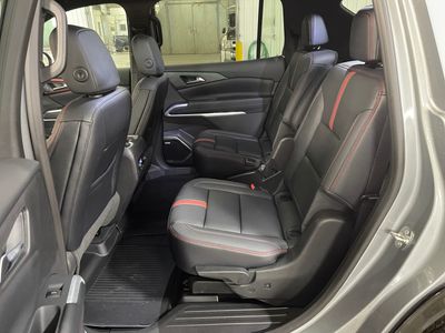 2026 Chevrolet Traverse — photo 14 view