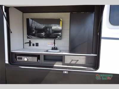 2026 Venture RV SportTrek Touring Edition — photo 11 view