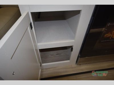2026 Venture RV SportTrek Touring Edition — photo 32 view