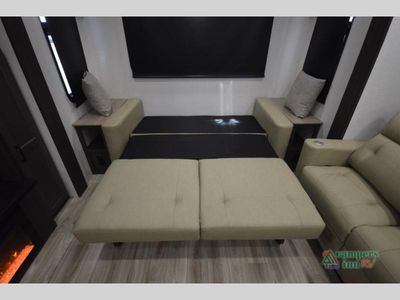 2026 Venture RV SportTrek Touring Edition — photo 21 view