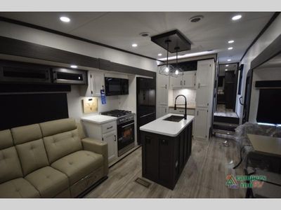2026 Venture RV SportTrek Touring Edition — photo 50 view