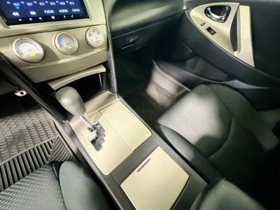 2010 Toyota Camry — photo 22 view