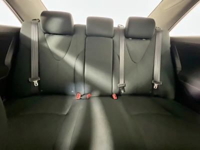 2010 Toyota Camry — photo 29 view