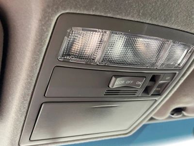 2010 Toyota Camry — photo 18 view
