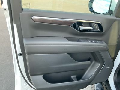 2026 Chevrolet Tahoe - Photo 16