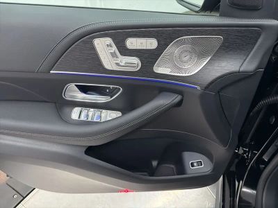 2026 Mercedes-Benz GLE — photo 17 view