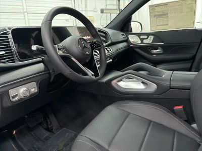 2026 Mercedes-Benz GLE — photo 12 view