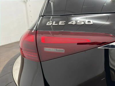 2026 Mercedes-Benz GLE — photo 11 view