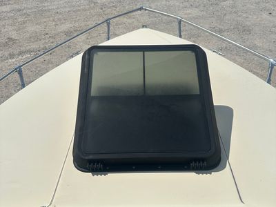 1986 STING RAY SVC 207 SS CUDDY 5.7L 260 HP V8 TANDEM TRL - Photo 8