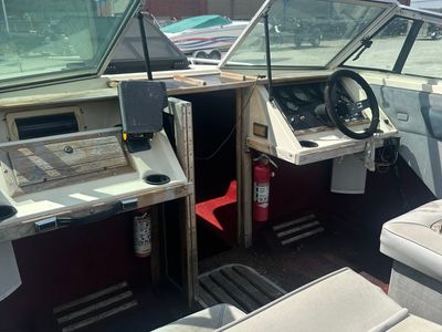 1986 STING RAY SVC 207 SS CUDDY 5.7L 260 HP V8 TANDEM TRL - Photo 3