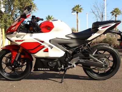 2026 Yamaha YZF-R3 70th Anniversary Edition - Photo 4