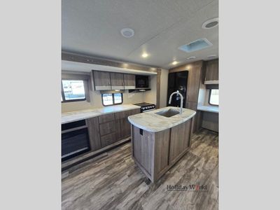 2023 Grand Design Imagine - Photo 6
