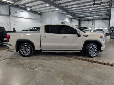 2026 GMC Sierra 1500 — side profile view
