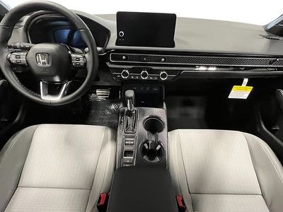 2026 Honda Civic Hatchback Hybrid — photo 18 view