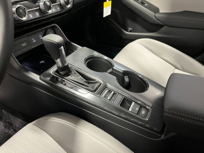 2026 Honda Civic Hatchback Hybrid — photo 17 view