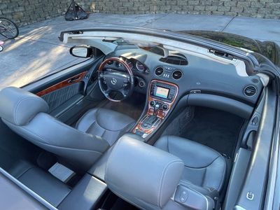 2004 Mercedes-Benz SL-Class - Photo 22