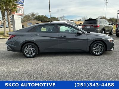 2024 Hyundai Elantra - Photo 15