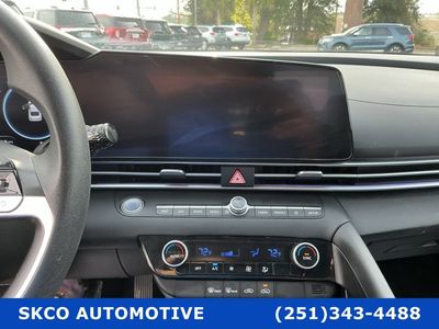 2024 Hyundai Elantra - Photo 8
