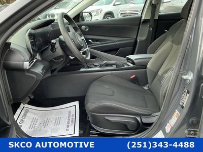 2024 Hyundai Elantra - Photo 5