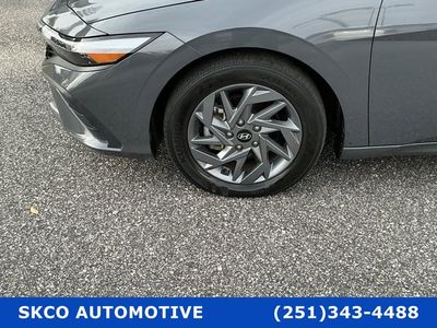 2024 Hyundai Elantra - Photo 13