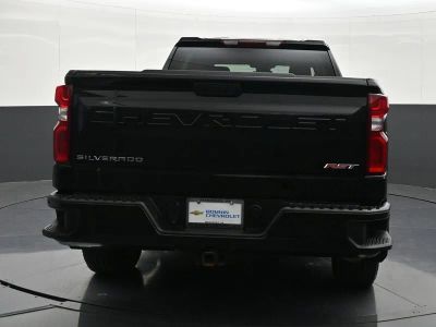 2024 Chevrolet Silverado 1500 — interior view