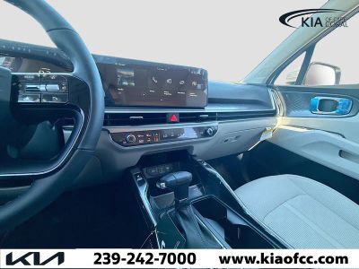 2026 Kia Sorento — photo 28 view