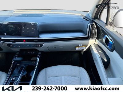 2026 Kia Sorento — photo 18 view