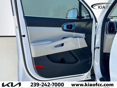 2026 Kia Sorento — photo 22 view