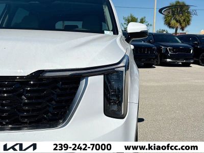 2026 Kia Sorento — photo 9 view