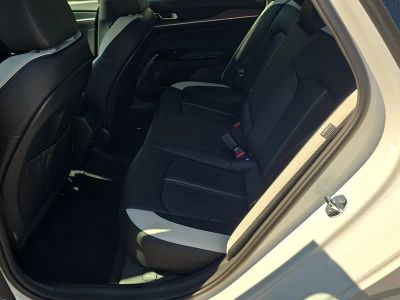 2026 Kia K5 — photo 16 view