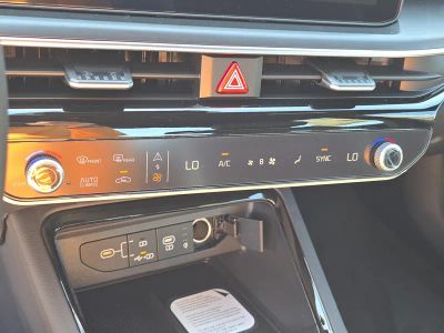 2026 Kia K5 — photo 25 view