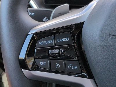2026 BMW 3 Series — photo 27 view